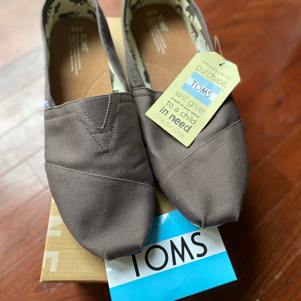TOMS Men’s Canvas Slip-On